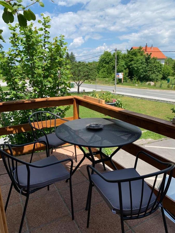 Apartments Kristic Rakovica Bagian luar foto